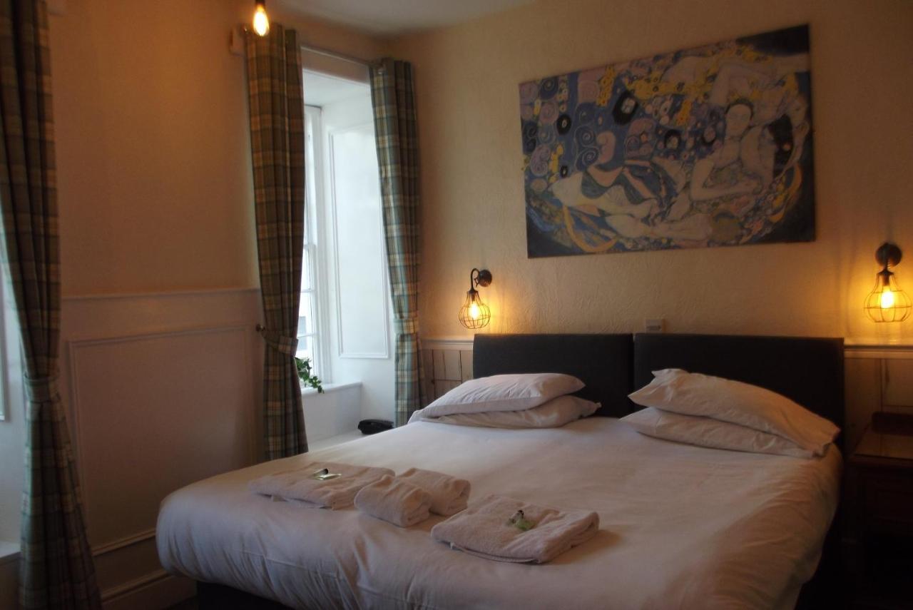 The Liverpool Arms 3*